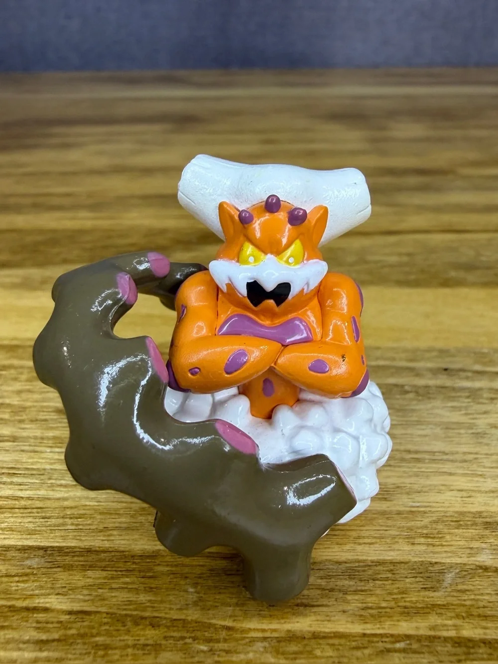 TOMY Nintendo Legendary Pokemon Landorus Character Action Figure Toy